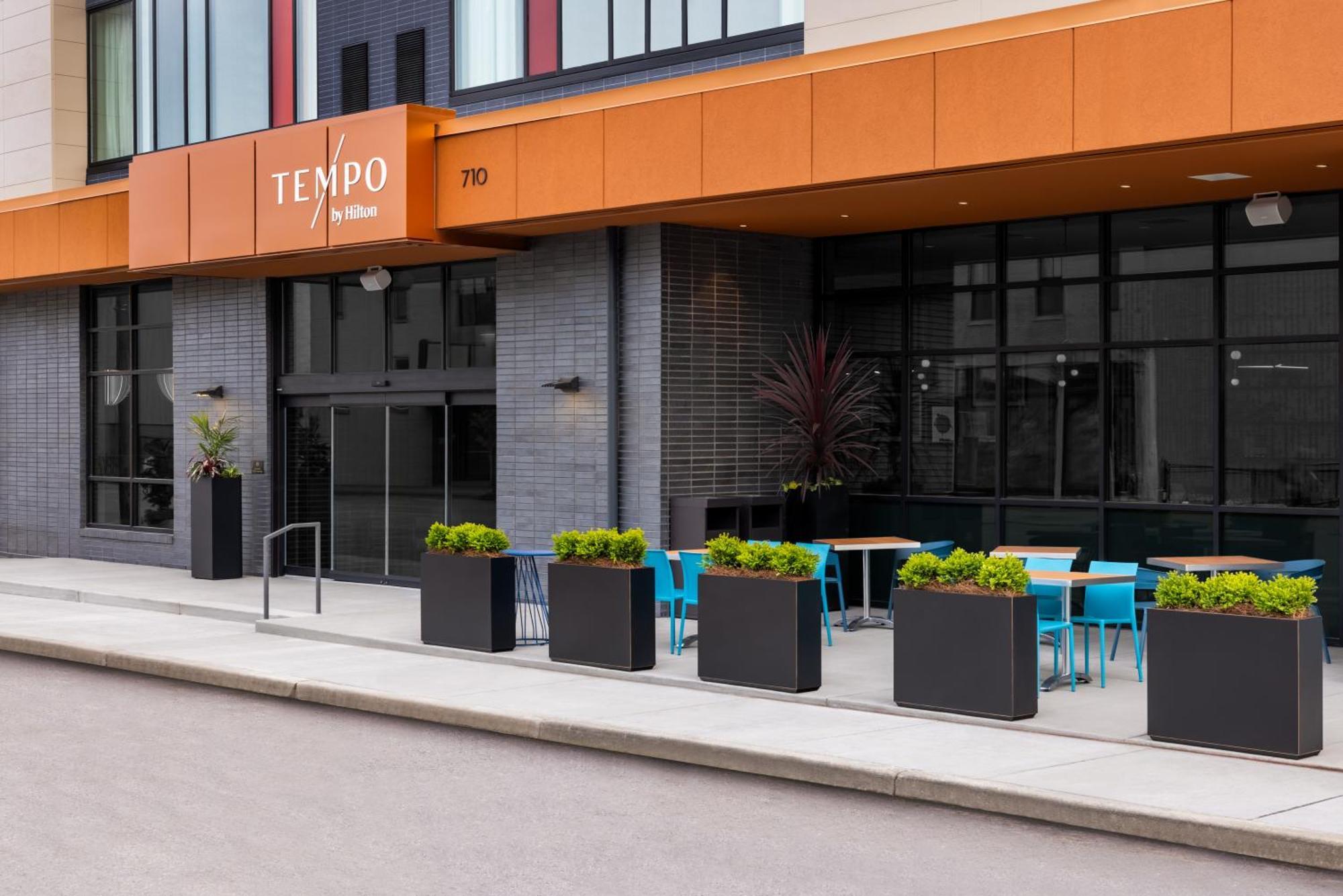 Tempo By Hilton Louisville Downtown Nulu Exteriör bild